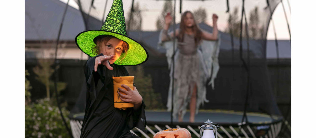 8 Halloween Trampoline Ideas for a Ghoulishly Good Time (2023)