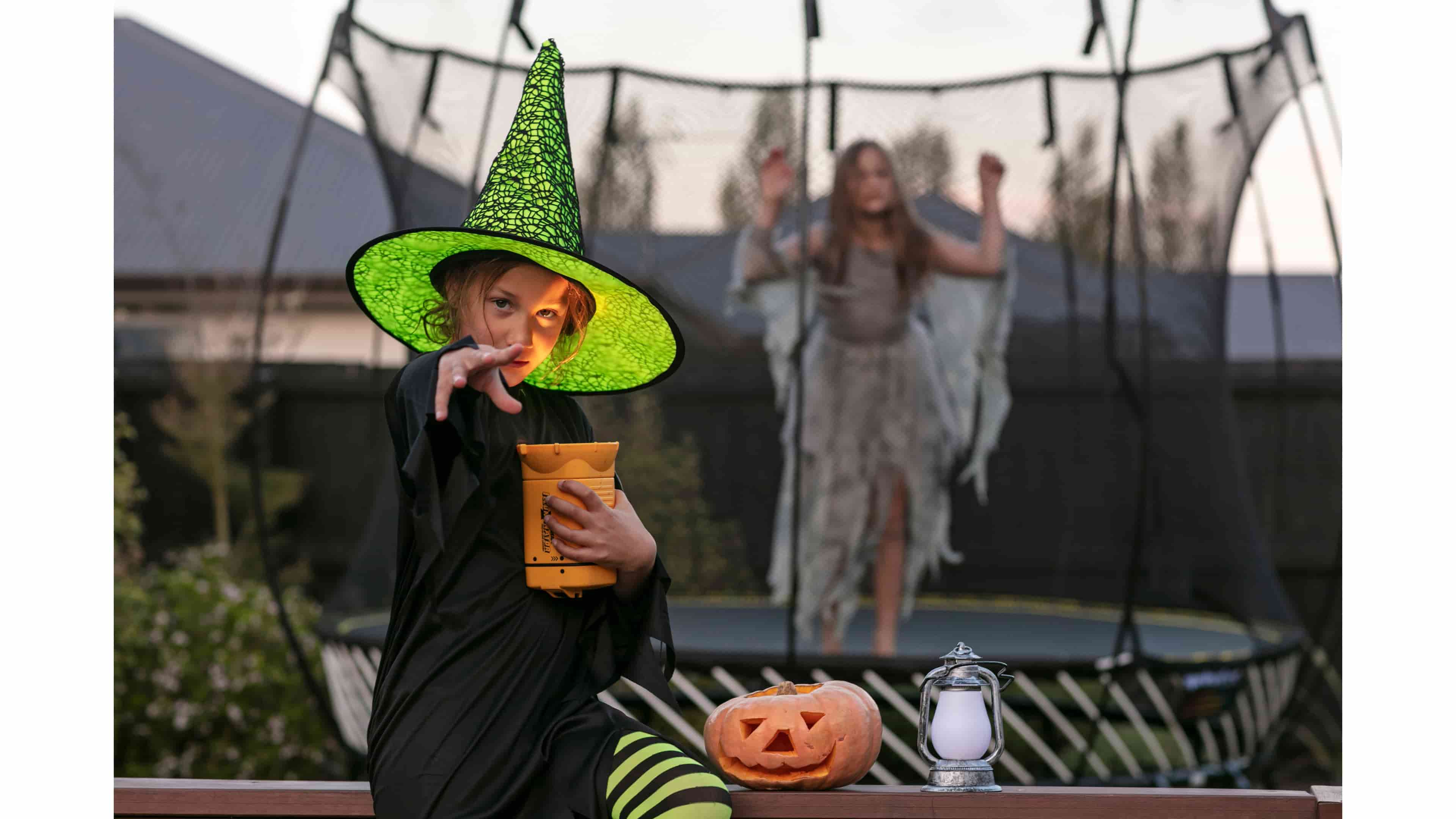 8 Halloween Trampoline Ideas for a Ghoulishly Good Time (2025)