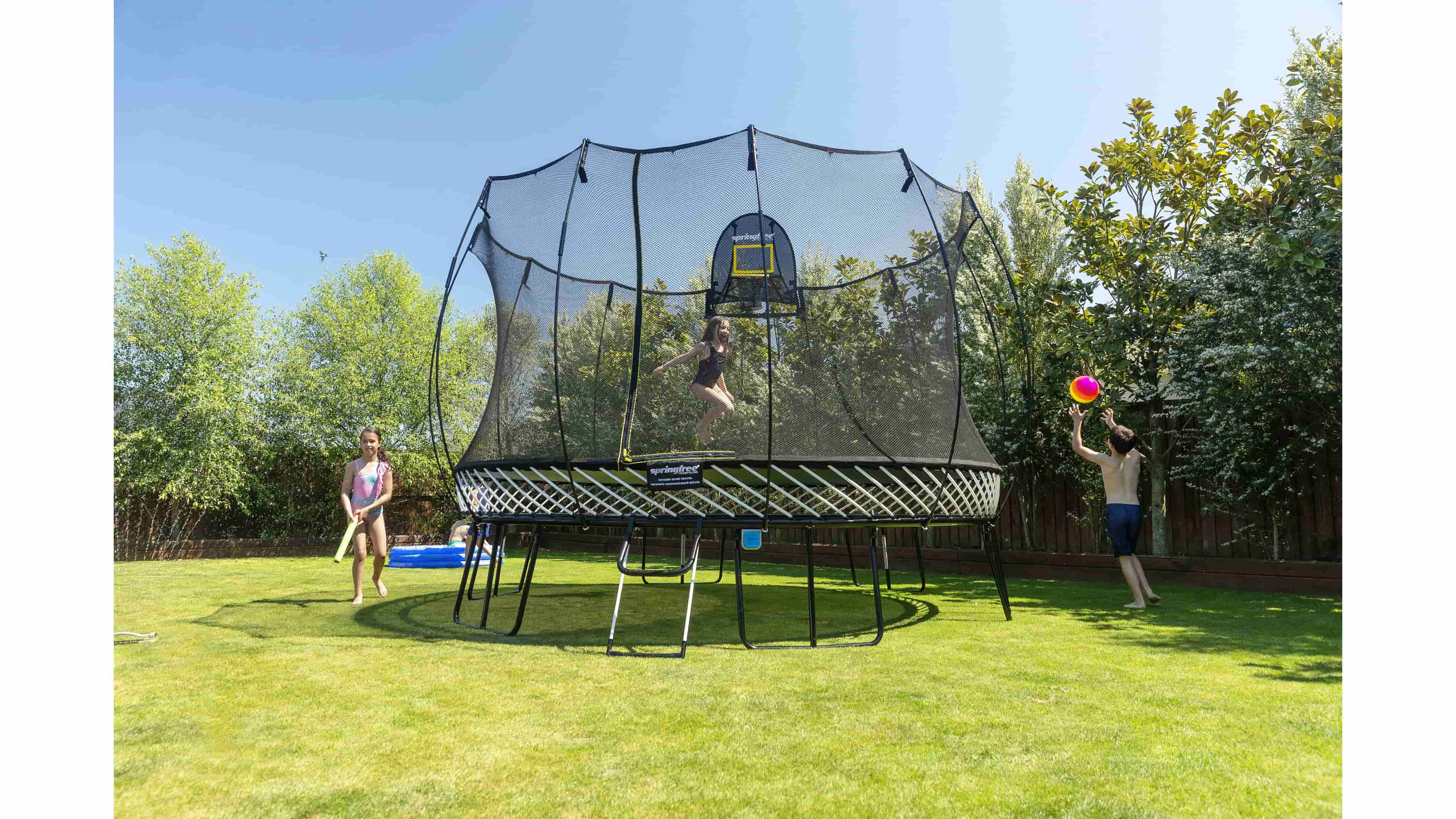 10 Rules to Avoid Trampoline Injuries | From the Experts