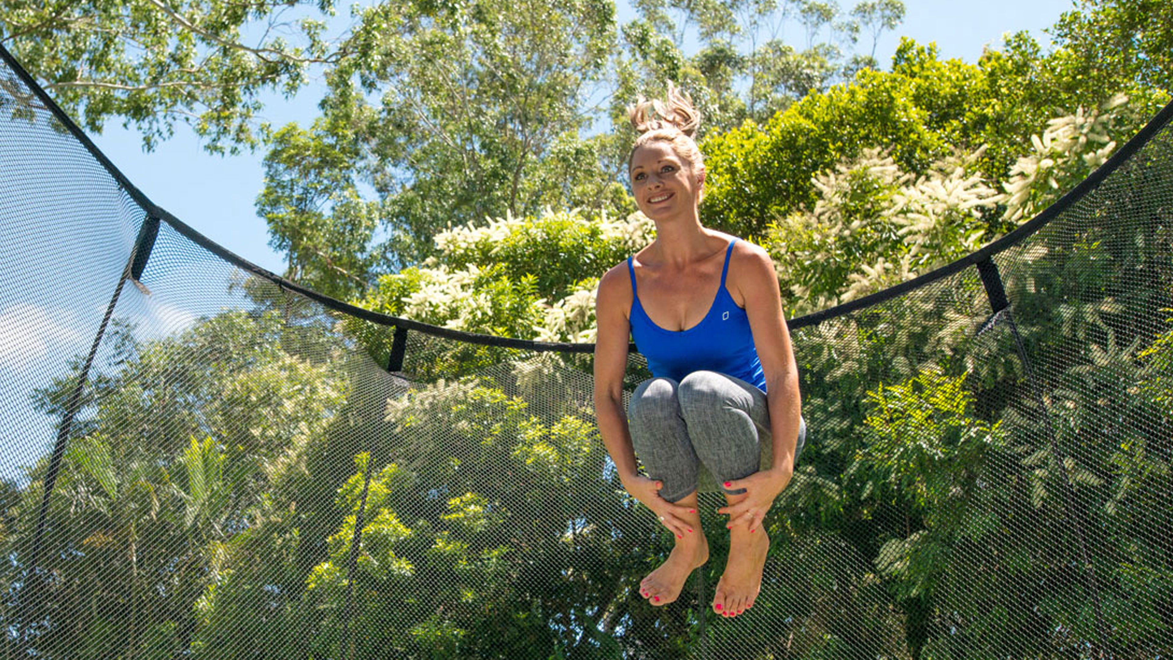 10 Quick & Easy Trampoline Exercises!